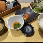 魚とワインはなたれThe Fishand Oysters - 