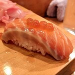 湯島天神下 すし初 - サーモン