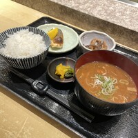 割烹 章月 - 豚汁定食