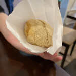 米粉パン トゥット - 揚げパン　きな粉