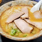 ラーメン 八龍 - 