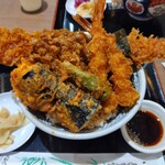 Nihombashi Tendon Kaneko Hannosuke - 江戸前天丼ご飯大盛りアップ