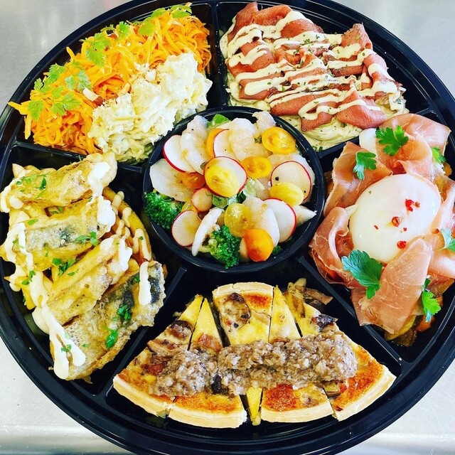 10 couleurs（ディクルール） - 撫牛子（惣菜・デリ）の写真