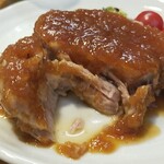 キッチン ブルー グローブ - 豚肩ロースポシェはホロホロに柔らかい