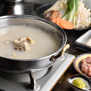 Can be ordered by one person. “Motsu-nabe (Offal hotpot) / Hot Pot” that you can easily eat