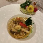 中国料理 新香港 - 