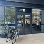 トシ・ヨロイヅカ 東京 - 