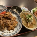 炭火焼鳥　母家 - 母屋定食唐揚げ付き