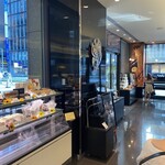 トシ・ヨロイヅカ 東京 - 