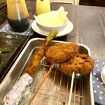 屋台餃子 - 串カツ