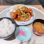 シラカバ - 唐揚げガーリックソース定食