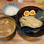 Menya Shiritori - 濃厚海老つけ麺　味玉　ライス