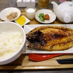 干物まる - 真さば干物のお食事