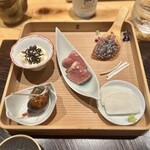 玄水 - ③八寸(板付”かまぼこ”、バイ貝、鴨炙り、湯葉豆腐、焼き味噌)