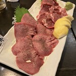 焼肉市場 - 