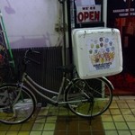 Kanaami Desumacchi Yakiniku San - デリバリー用自転車
