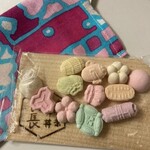 亀屋良長 JR京都伊勢丹B1直売店 - 