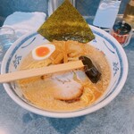 Hakkai - にんにくこってりラーメン