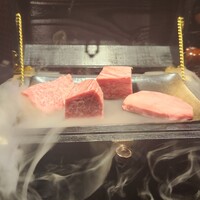 HIKARI - シャトーブリアン､サーロイン､鹿児島の黒タン