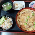 Shiyokujidokoro Fuji - かつ丼Cセット