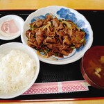伊江牛 - 焼肉定食