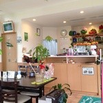 カインズ　カフェ - こぢんまりした店内