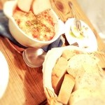 ケ カリーノ - 2013/7　トリッパと自家製パン