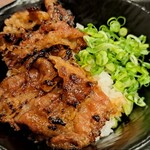 カルビ丼とスン豆腐専門店 韓丼 - カルビ丼(小)