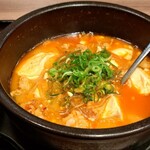 カルビ丼とスン豆腐専門店 韓丼 - ホルモンスン豆腐