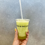 DEAN & DELUCA - 