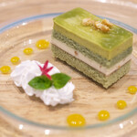 SRY+ IZAKAYA French Italian Creation - ランチコース 1700円 のピスタチオのケーキ