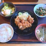 博多もつ鍋 やまや - (ﾗﾝﾁ) 鶏の唐揚げめんたい風味定食￥1,400　2023.7.28