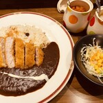 おうちレストラン アムール - 厚切りロースカツカリー(大盛り)＝1400円