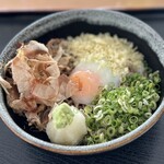 Udon Soba Yamashin - 温玉　大根おろし　鰹節　天かす　ネギ　わさび入り