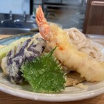 手打ちうどん 麦ヶ丘 - 海老と野菜天せいろ