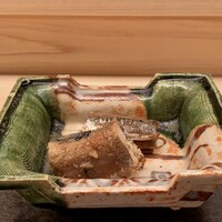 宮わき - 追加：イワシ梅煮
                      こちらも作り置きの料理、冷めても美味しい料理ってありますよね、この梅煮はまさにそんな一皿です。
                      骨はそれ程柔らかくはありませんが、気にならないです。