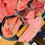 神田焼肉 俺の肉 - 