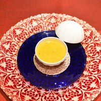 ブルガズ アダ - 丸鶏ズッキーニのクリームスープ