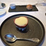 ラ・ブランシュ - ❹パッションフルーツのサバイヨンソース。