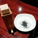 とんかつ六角箸 - 竹炭塩