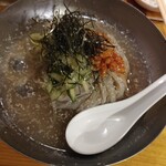 炭火焼肉 肉人 - 冷麺