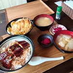 ゆめあとむ - うな丼 1,100円(税込)。
かつ丼ミニ 550円(税込)。