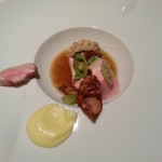 フロリレージュ - ﾄﾄﾘｺ豚のｺﾝｿﾒ仕立て