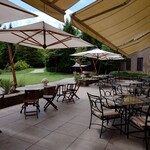 ガーデンレストラン シェフズ テラス - テラス席も　あります