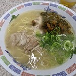 博多ラーメン はかたや 百年橋店 - 