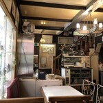 ロージナ茶房 - 店内