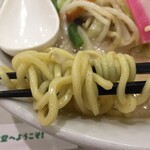 長崎ちゃんぽん リンガーハット - ちゃんぽんの太麺