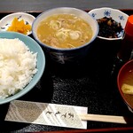 衆会場 - 料理写真:ランチ　もつ煮