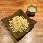 拉麺 成 - 