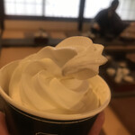 Hakutsuru Shuzou Shiryoukan - 甘酒ソフトクリーム